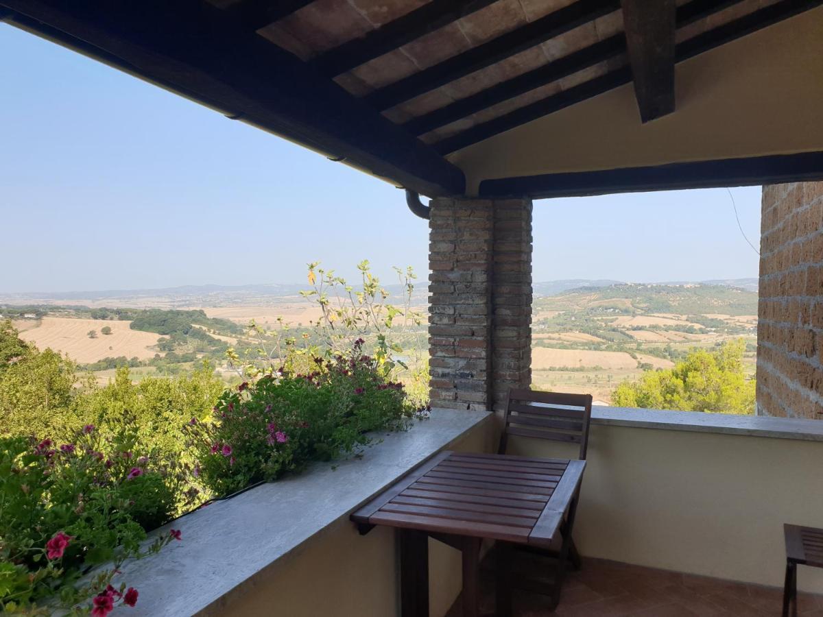 Le Querciolaie Monte Cavallo - Upper Apartment Saturnia Exterior foto
